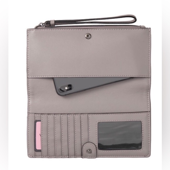 Victoria’s Secret Wallet Gray Grey Pebbled V Quilt Zip Wallet NWT New - Picture 5 of 9